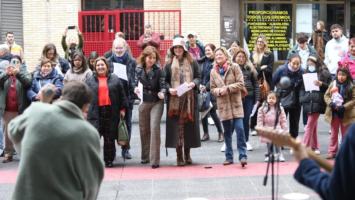 La calle Delicias de Zaragoza se convierte en un paseo comercial