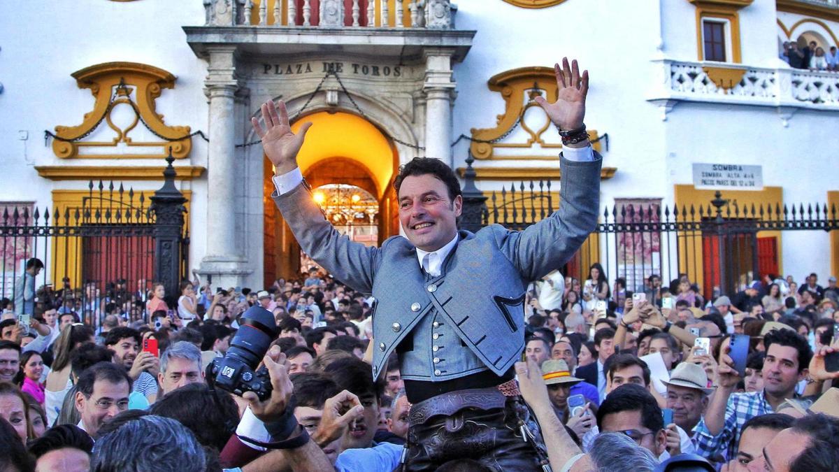 Sevilla se rinde al rejoneo: las mejores fotos de Andy Cartagena, Lea Vicens y Hermoso de Mendoza