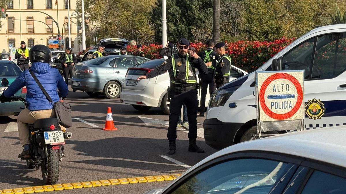 La DGT se pone seria con la nueva medida que quiere implantar tras la baliza v16: llega el 0,2 con multas de 500 euros que ha tenido un primer rechazo en el Congreso