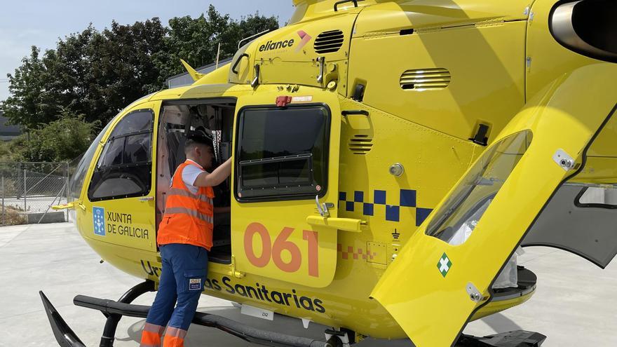 Evacúan a un jinete en helicóptero tras caerse del caballo en un centro ecuestre de Negreira