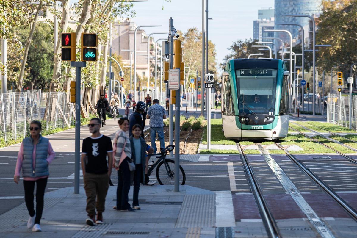 "Tengo claro que el tranvía es un gran proyecto para Barcelona" "Tengo claro que el tranvía es un gran proyecto para Barcelona"