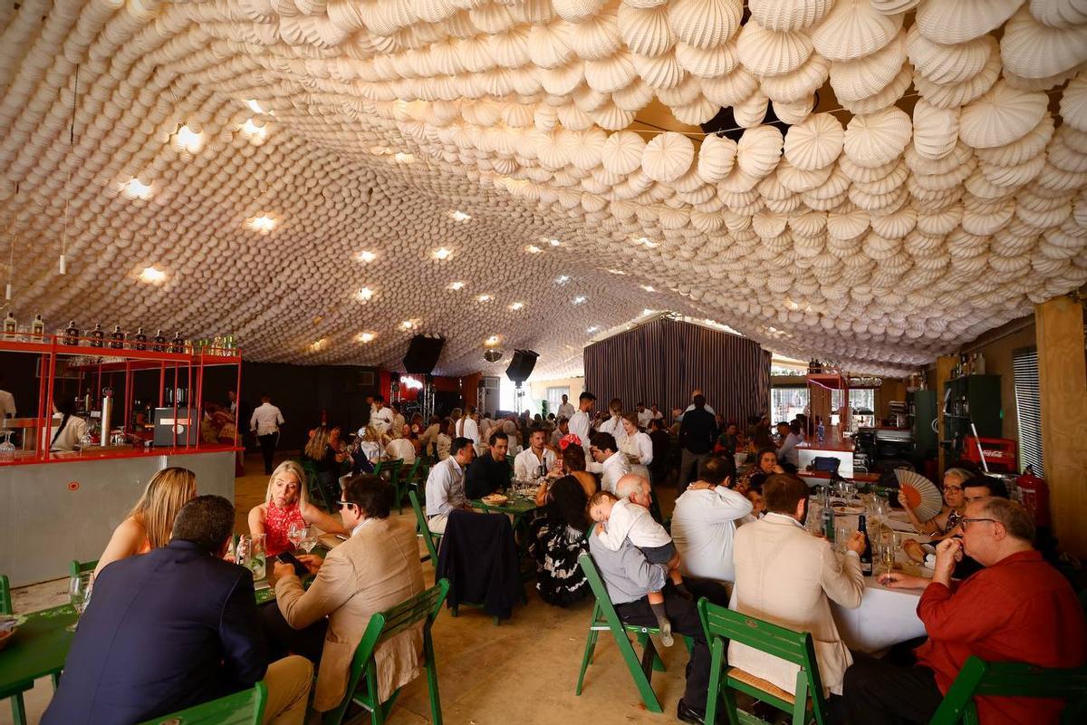 Ambiente en El Arenal el miércoles de Feria Ambiente en El Arenal el miércoles de Feria