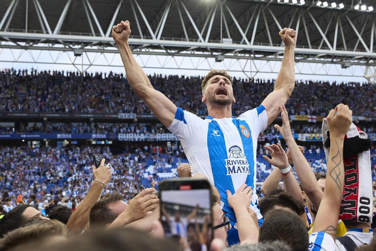 El Espanyol supera al Oviedo y vuelve a Primera División