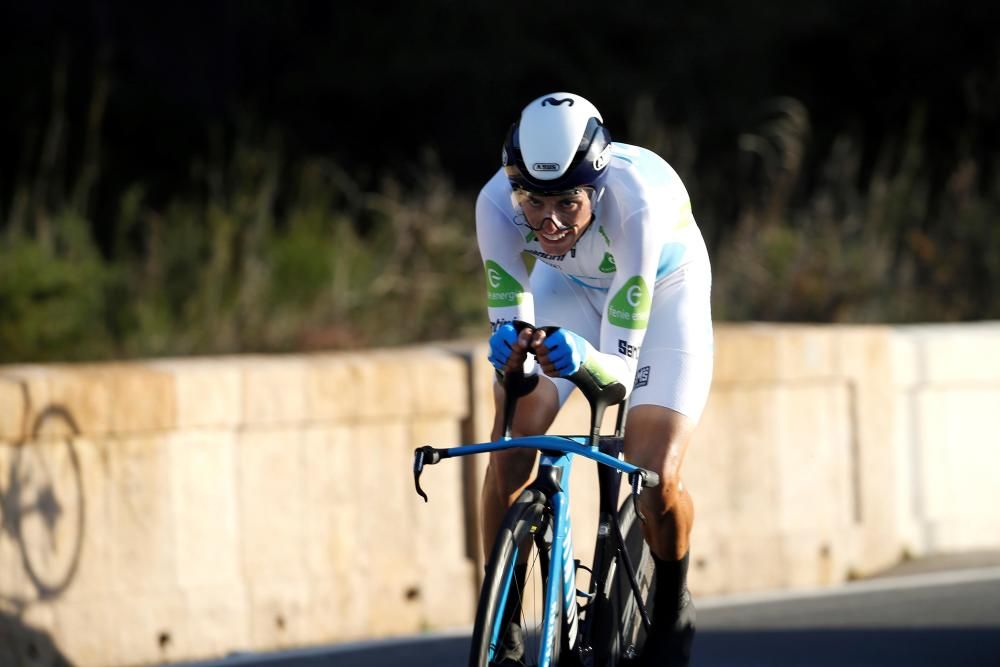 Roglic gana la crono en el Mirador de Ézaro