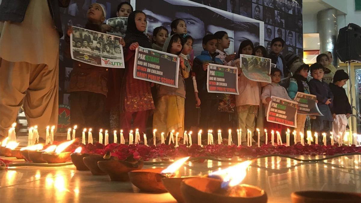 Conmemoración del tercer aniversario de un atentado en un colegio de Quetta, el sábado pasado.