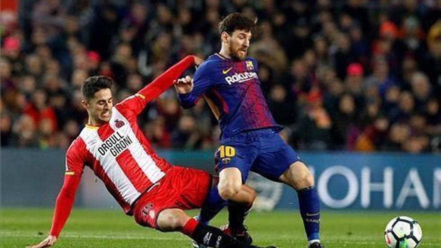 Un ilusionante Barcelona golea al Girona