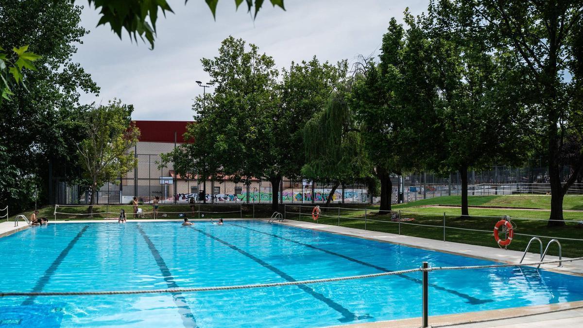 Fotogalería | Así ha sido la presentación de la temporada de piscinas en Cáceres