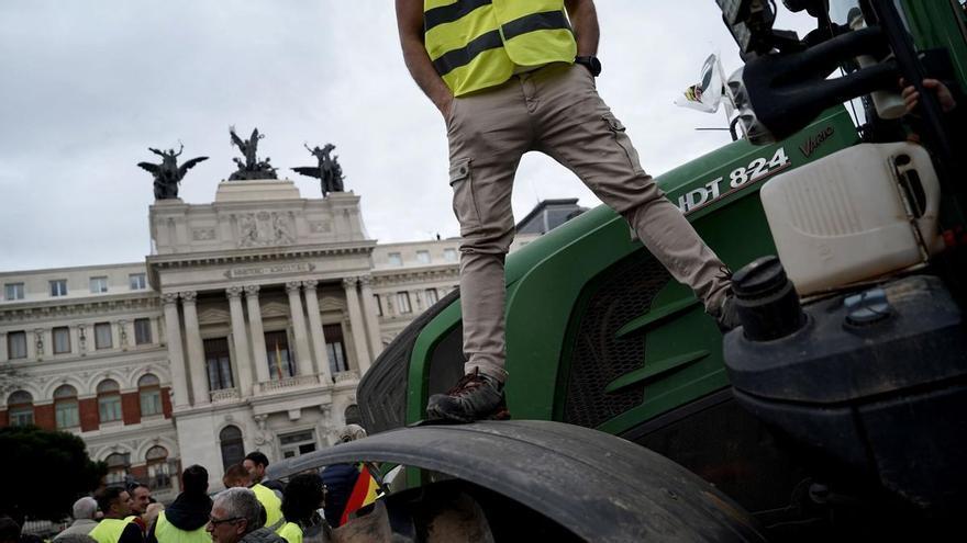 Los agricultores regresan dos años después a Madrid con sus tractores, ahora para protestar contra el acuerdo con Mercosur