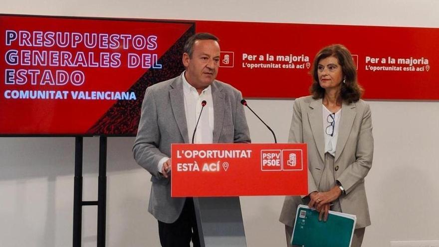 Agredeixen el diputat valencià Vicent Sarrià abans del ple d&#039;investidura