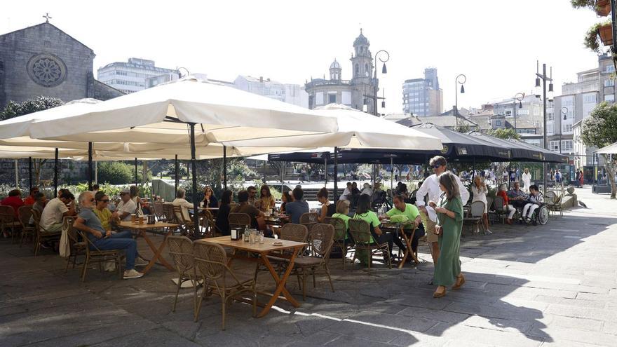 Ambiente en la terraza en la plaza de la Estrella. |   // GUSTAVO SANTOS