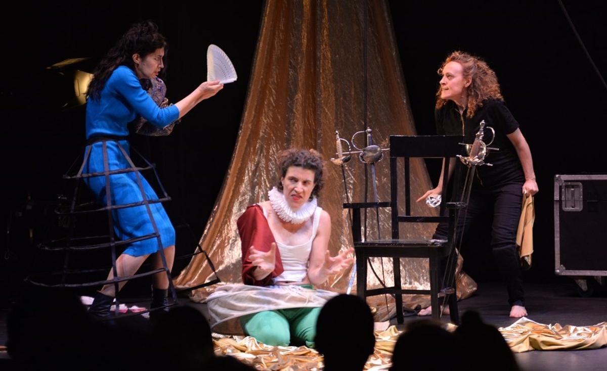 Un momento de la obra "Que mujer prodigio soy"