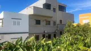 Última oportunidad en Arucas: una casa con vistas al mar por solo 195.000