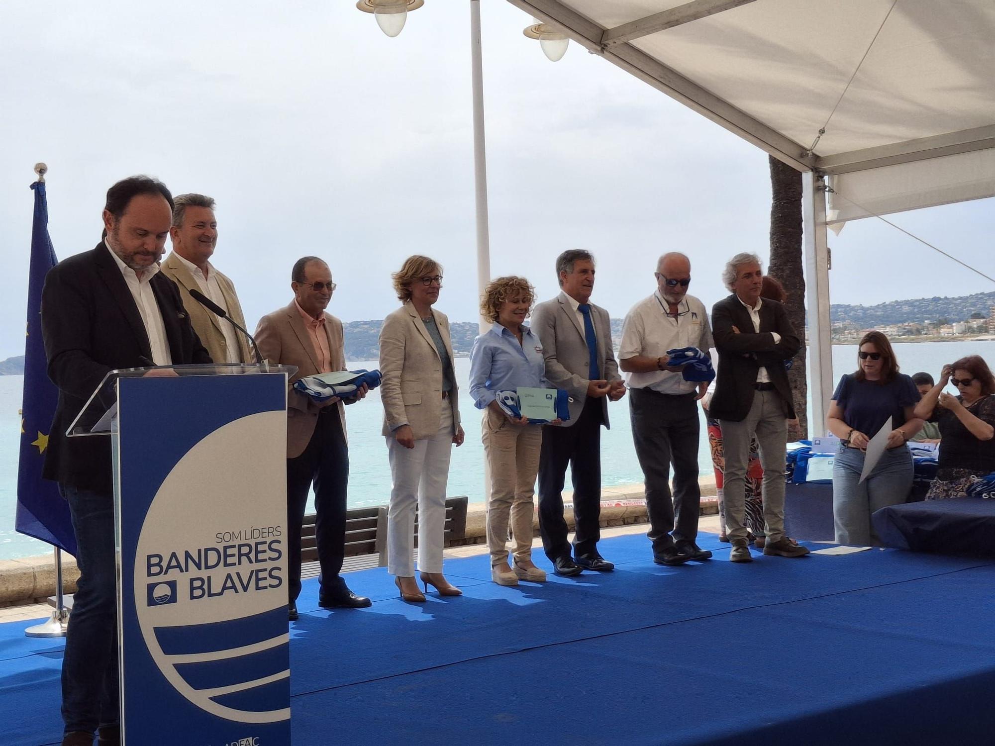 Xàbia, escenario de bandera: así ha sido la entrega de las 164 banderas azules (imágenes)