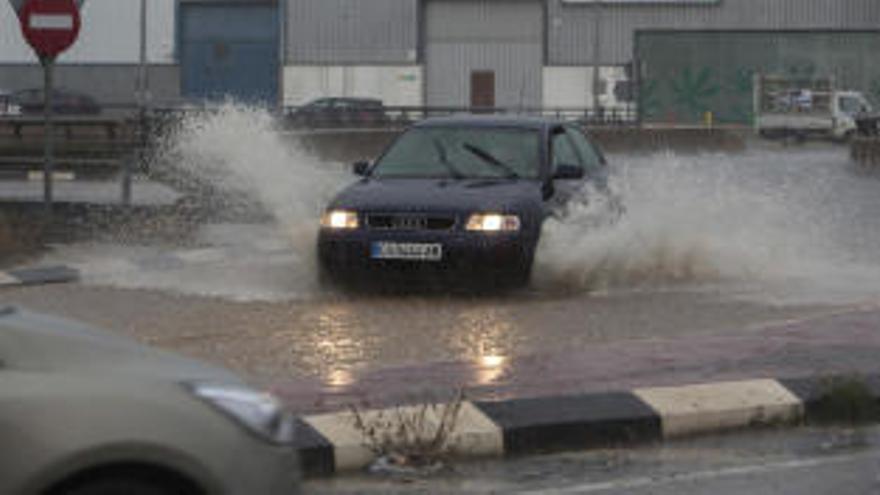 Alerta por tormentas fuertes el viernes por la tarde en el interior de Castelló