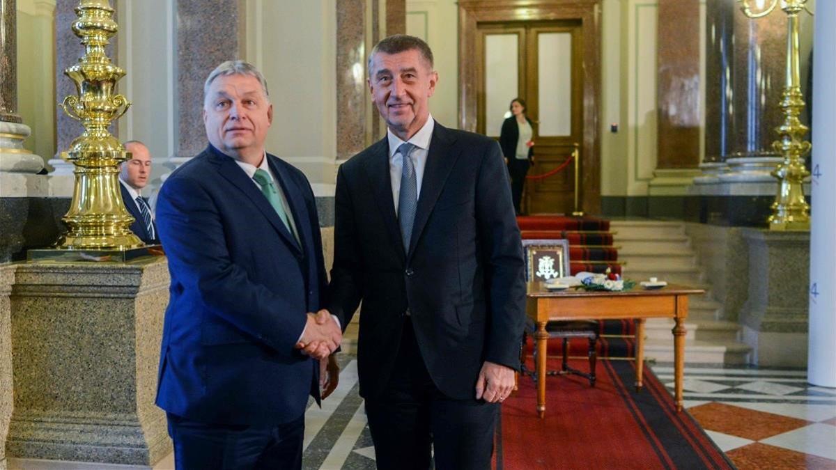 primer ministro checo andrej babis y primer ministro hungria viktor orban