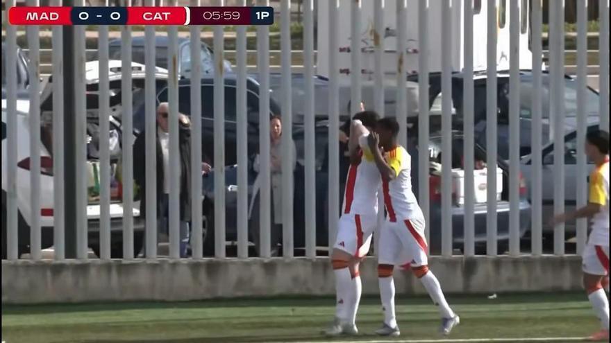 El gol 'maradoniano' de Lucas Bernal, lateral izquierdo de La Masia