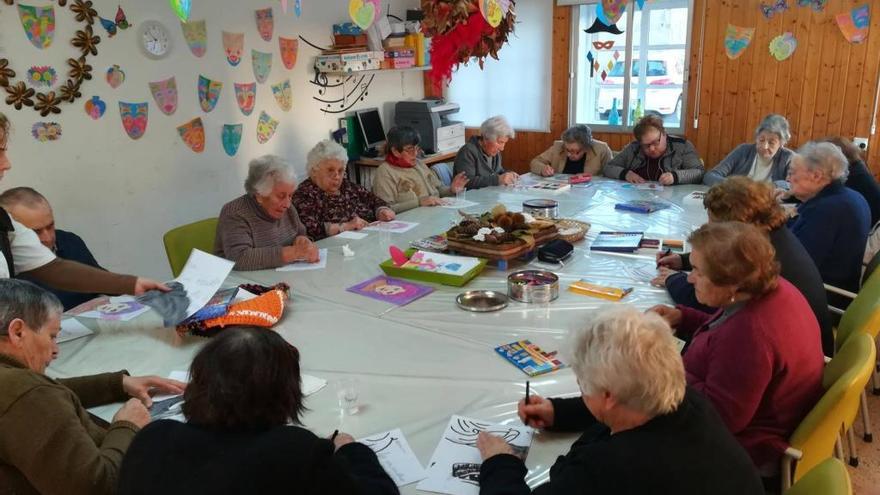 Un momento de la actividad de homenaje a Rosalía.