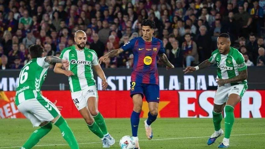 ¡El Barça despide a Lewandowski en el Camp Nou con una victoria contra el Betis!
