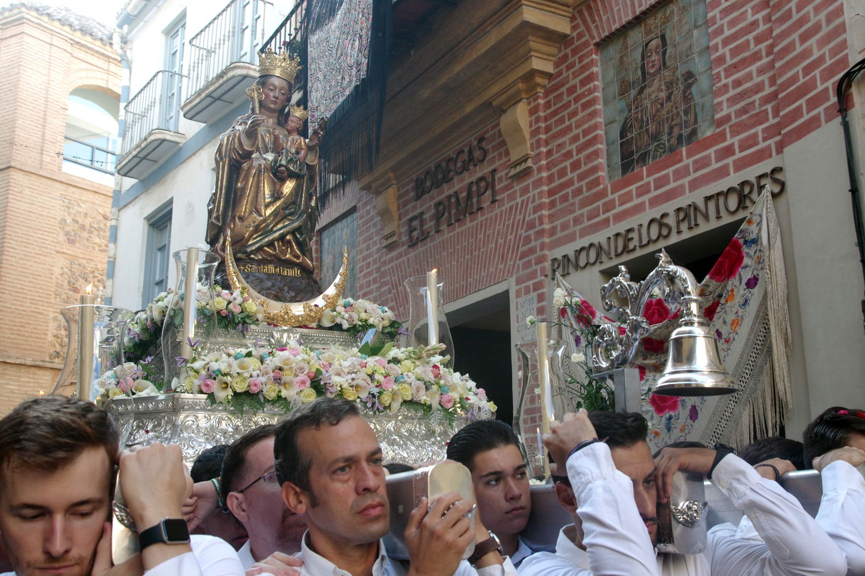 El traslado de la Virgen de la Victoria a la Catedral, en imágenes