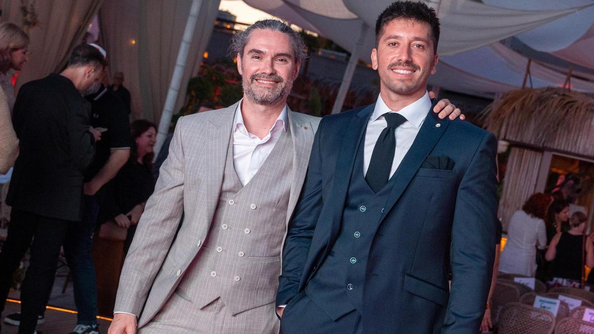 Samuel Muñoz y Pablo González durante la gala, celebrada en Puntapiedra. | Rafa Arjones