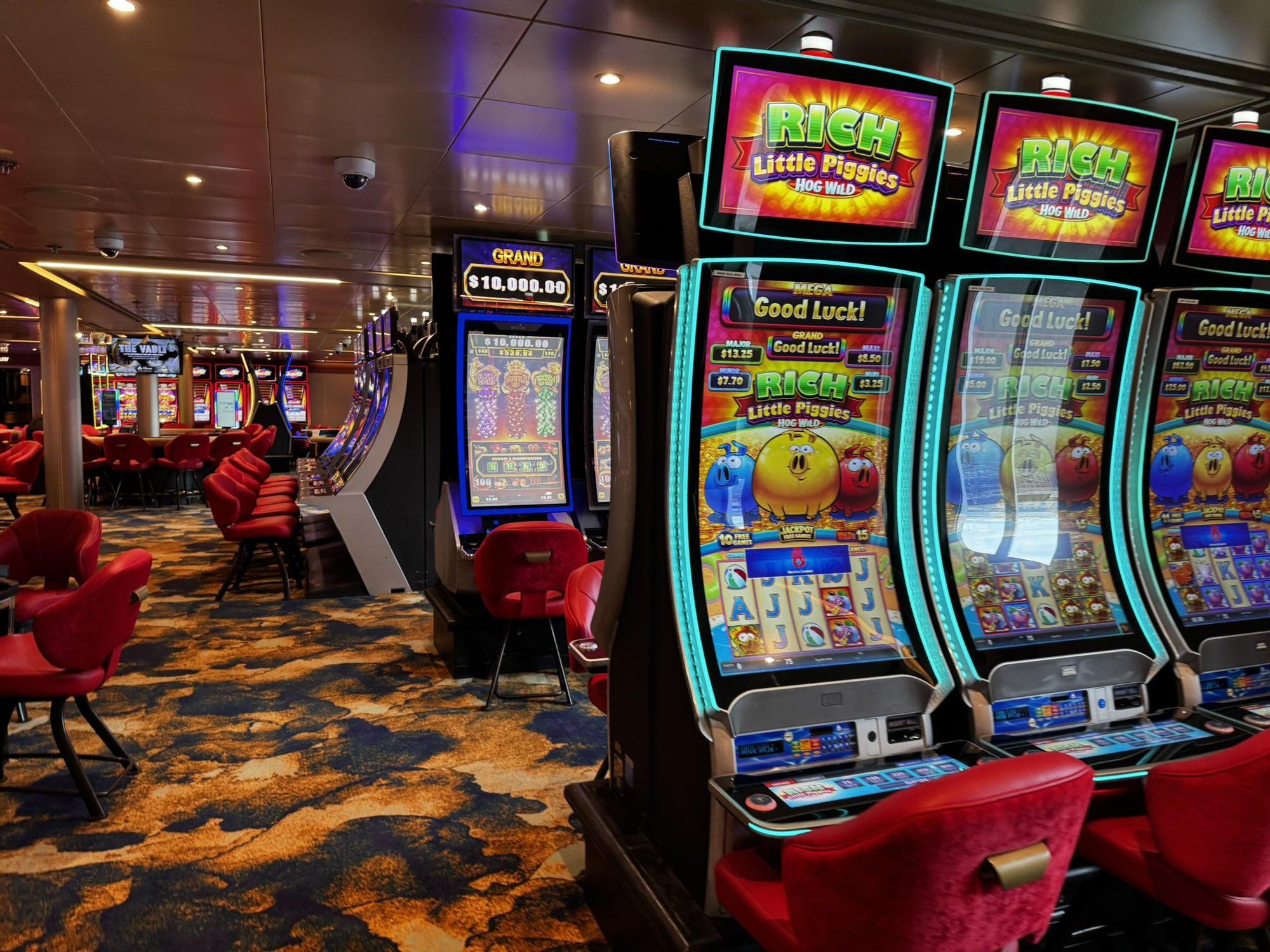 Así es por dentro el Carnivale Miracle, con un casino al estilo Las Vegas