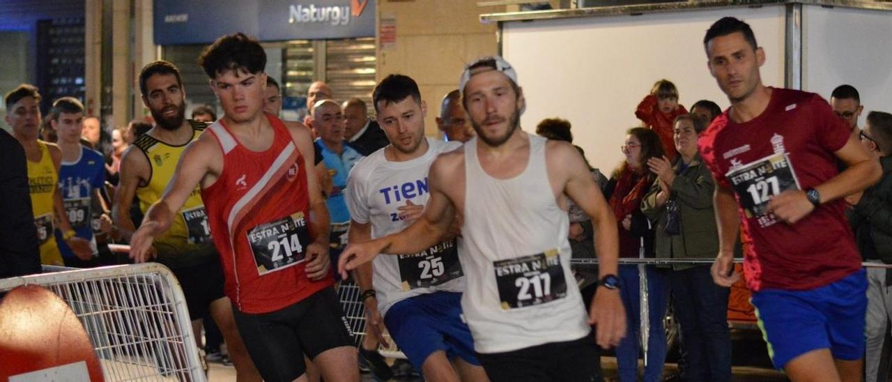 Cabeza de carrera en un momento de la Nocturna Estradense.