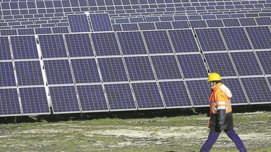 Las tres plantas fotovoltaicas de Logrosán reciben la autorización administrativa