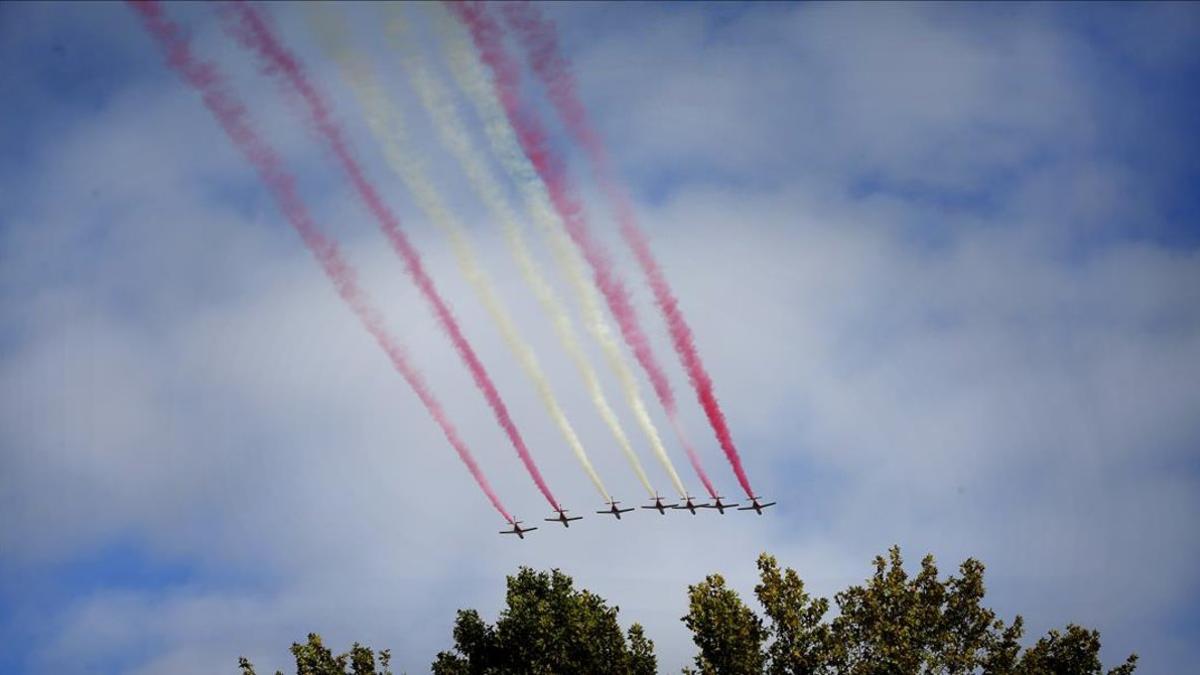 Desfile aéreo durante el 12 de octubre de 2015