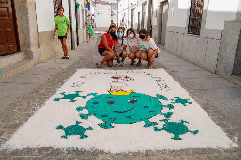 Alfombras para San Roque en Dos Torres