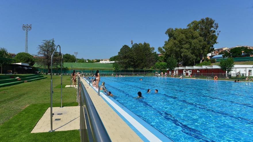 Las novedades de la piscina de Plasencia: apertura el día 15