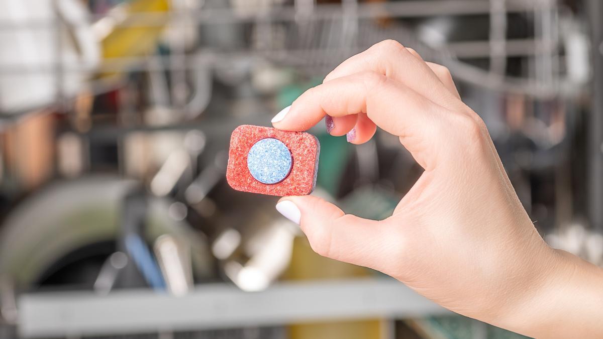 Todo lo que puedes limpiar con las pastillas de lavavajillas más