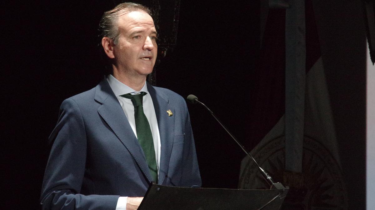 Pablo Atencia seguirá como un presidente de la Agrupación un año más.