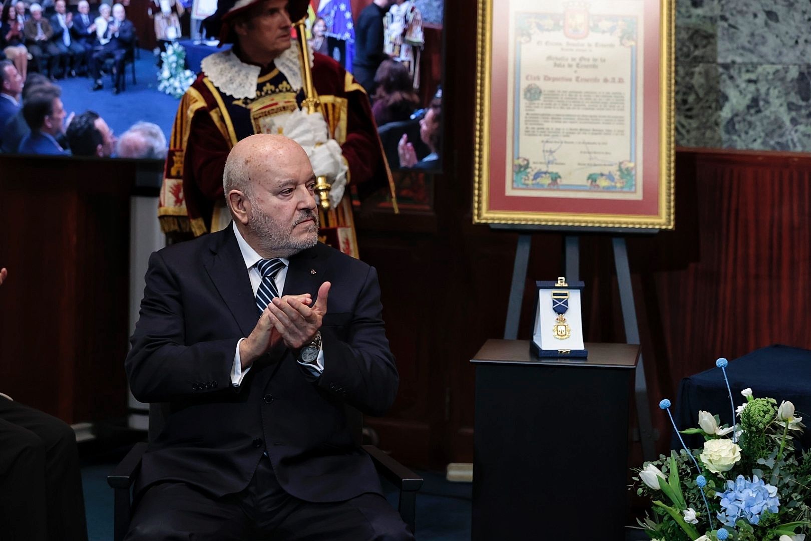 Entrega de la Medalla de Oro de Tenerife al Club Deportivo Tenerife