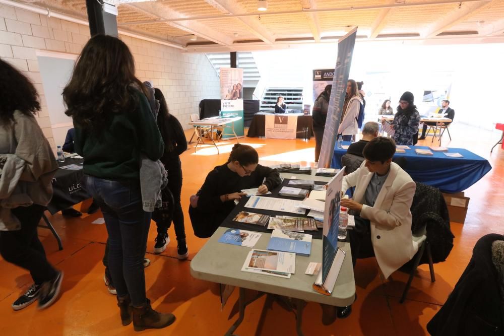 Más de mil estudiantes asisten al University Day, que reúne a 27 universidades y escuelas españolas