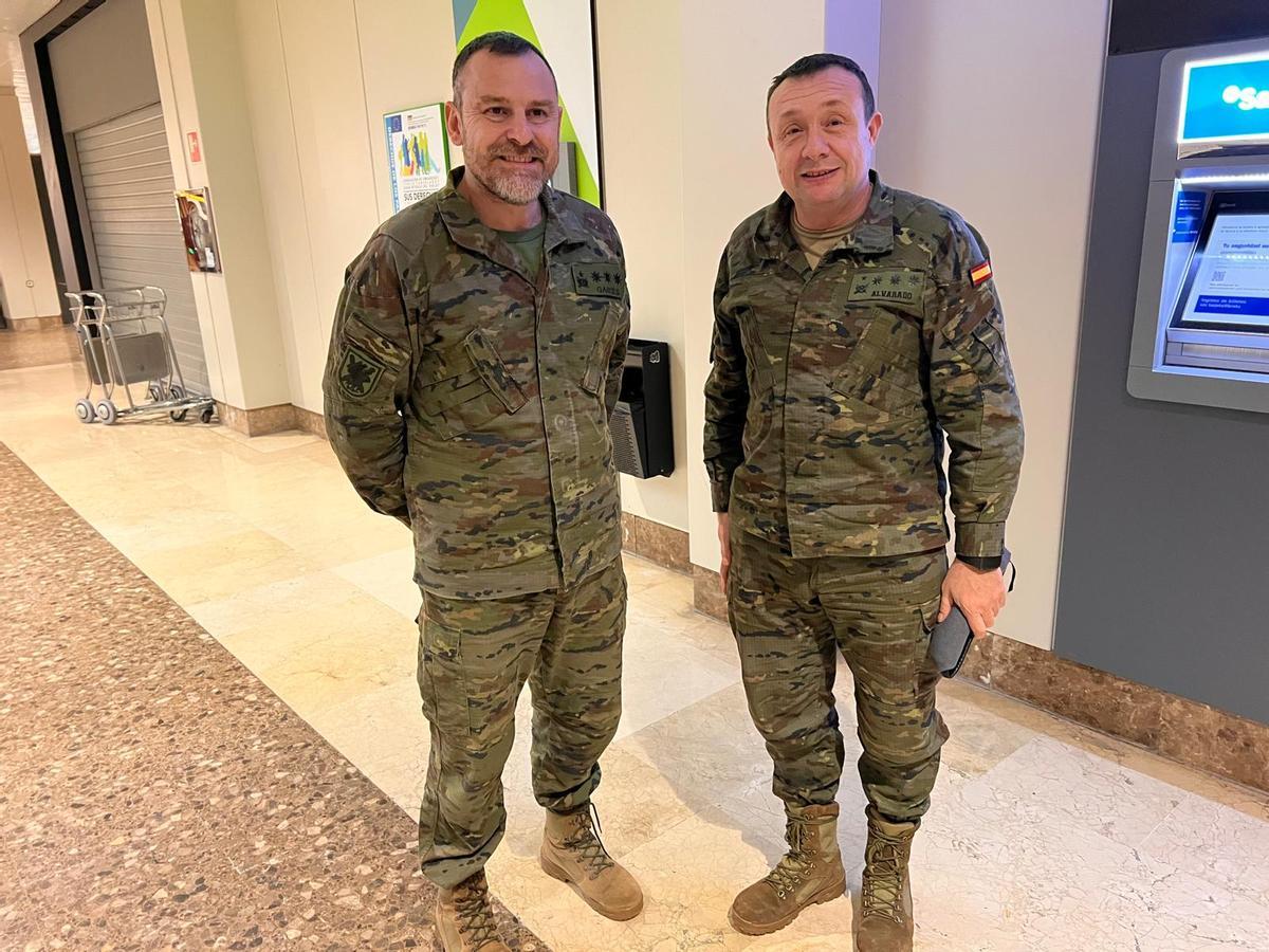 Los coroneles Garcés y Alvarado.