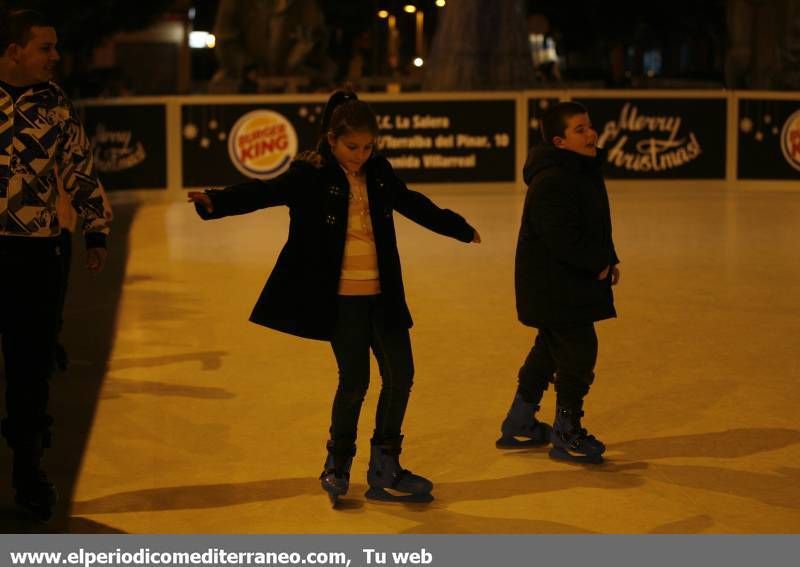 GALERÍA DE FOTOS -- Pista de hielo 10-12-14