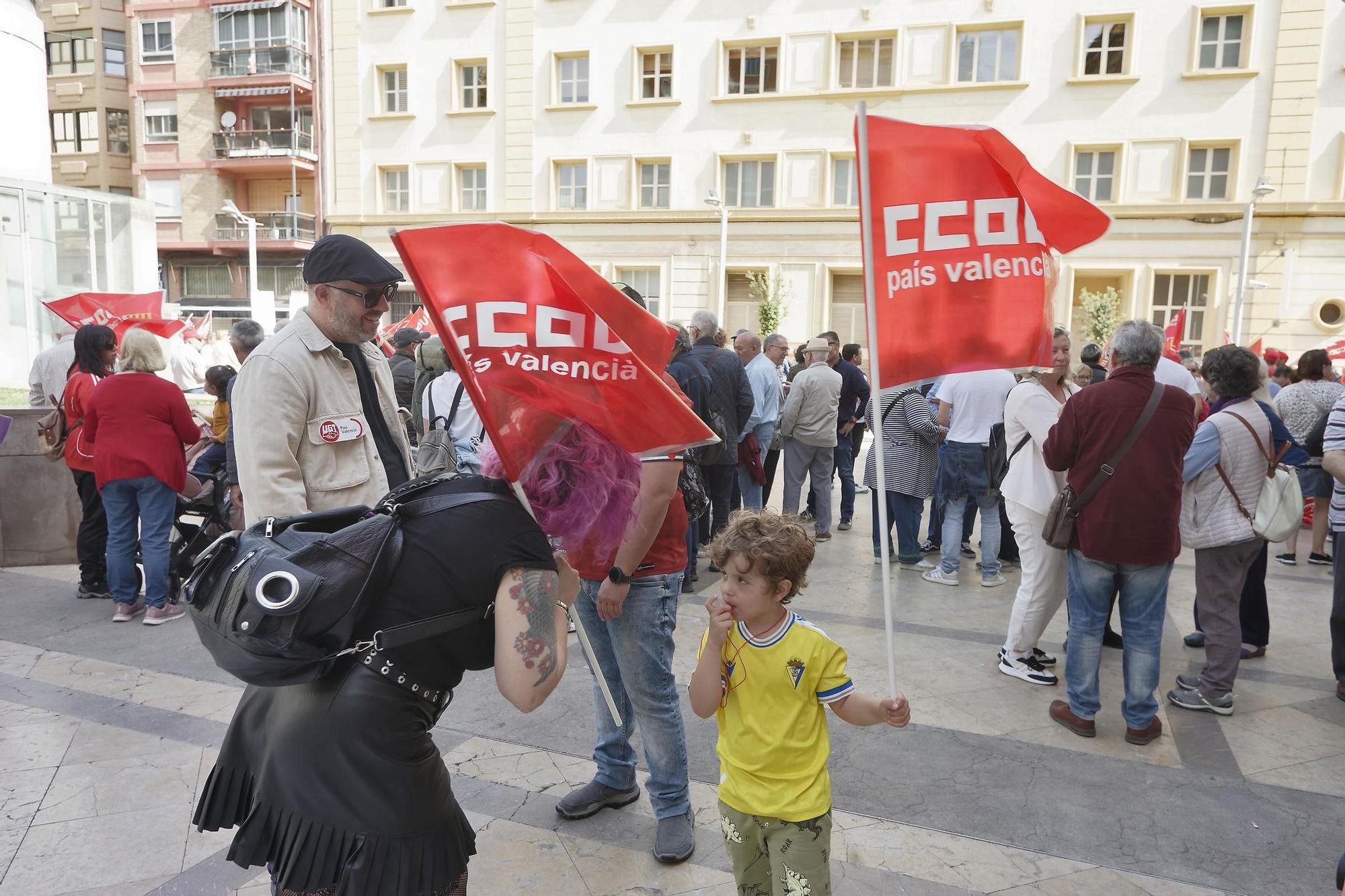 Galería de imágenes: Castelló reivindica los derechos de los trabajadores
