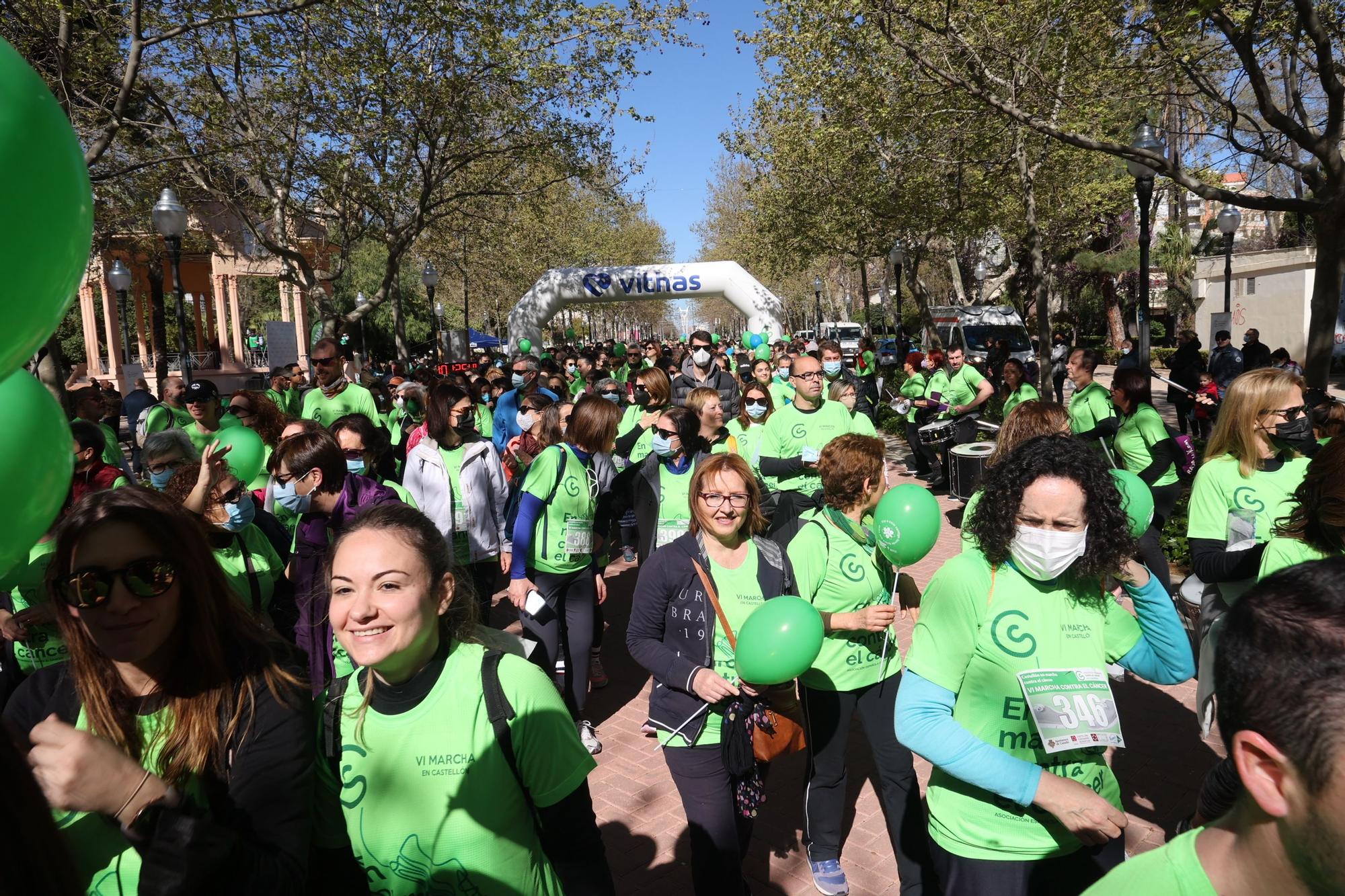 Búscate en la marcha verde contra el cáncer de Castellón