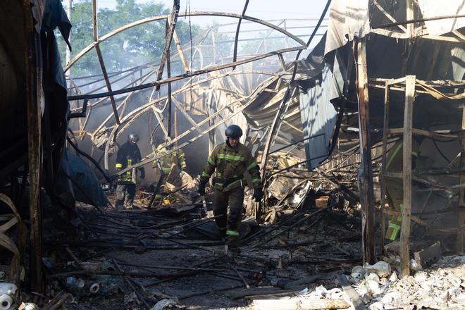 Ascienden a nueve los muertos y 28 los heridos en un ataque con misiles balísticos rusos sobre Kiev