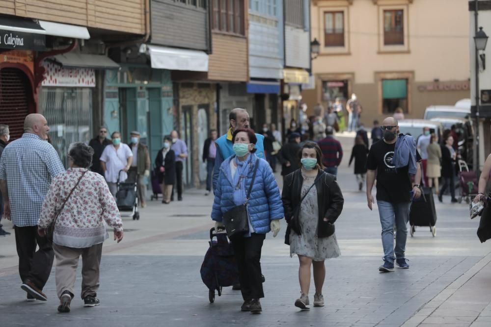 Primer día para poder salir a pasear y a hacer deporte por tramos horarios en Asturias