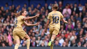 ¡El Barça se hizo con Stamford Bridge! Revive el gol que dio la victoria a las azulgranas