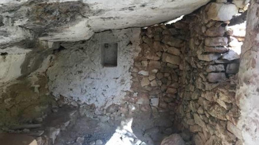 Bicorp reformará la Casa-Cueva de  la Muda y Bolbaite  la Torre de Acceso  a su Castillo