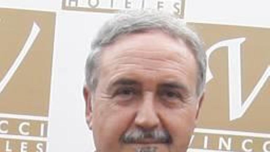Vicente Molina Foix.