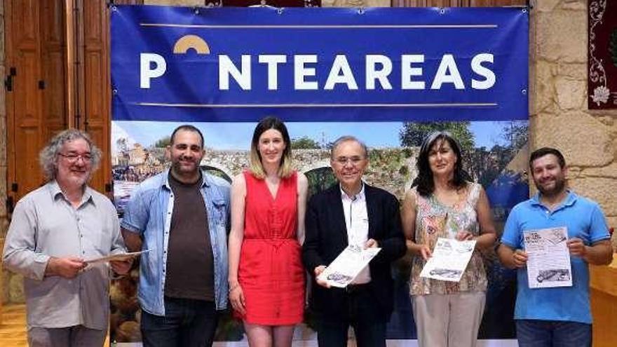 Presentación, ayer, de la tercera Feira do Libro de Ponteareas. // D.P.