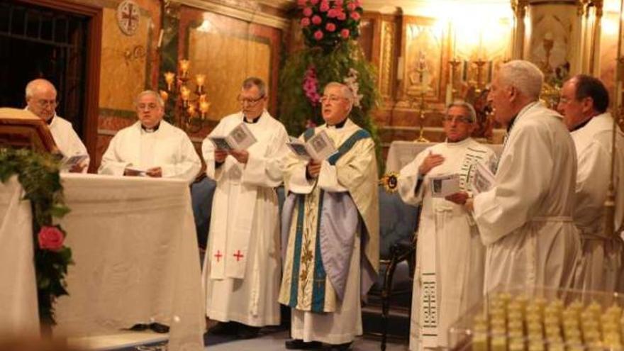Monseñor Reig Pla presidió anoche la misa de la Mareta en Cocentaina.