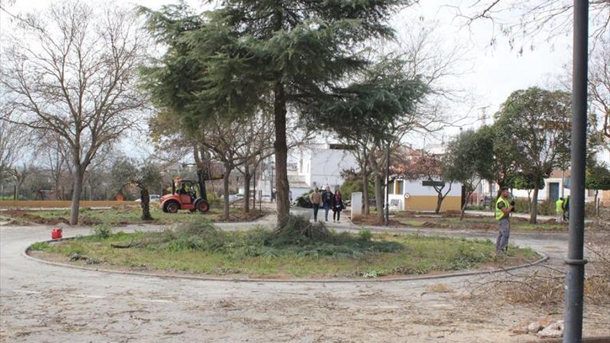 El Consistorio arregla el parque de la Tejera y la calle Lepanto