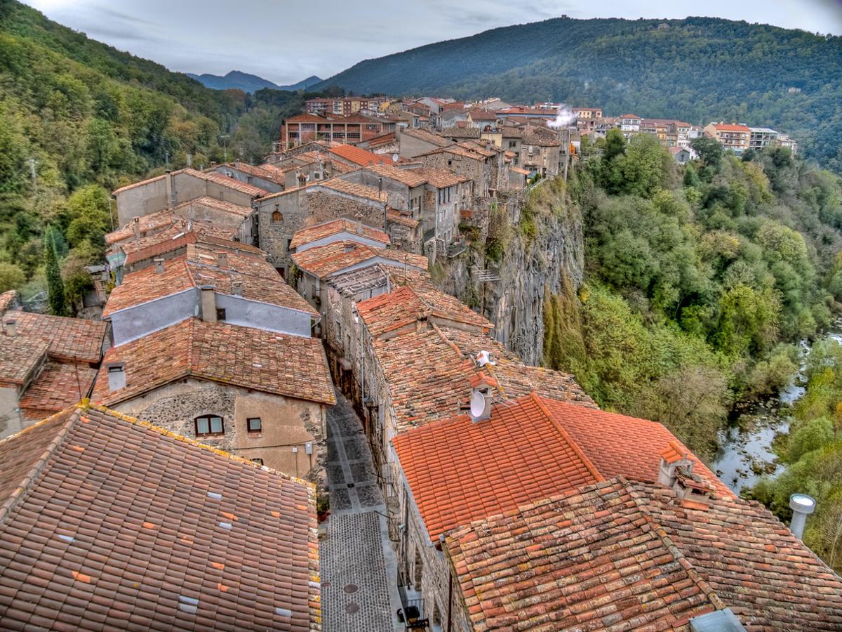 Castellfollit de la Roca, Girona