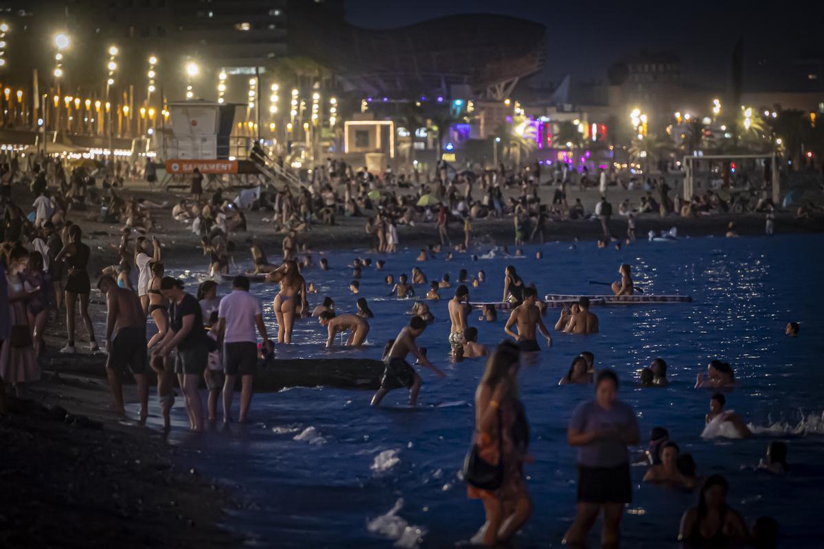 Baños contra la noche infernal en Barcelona