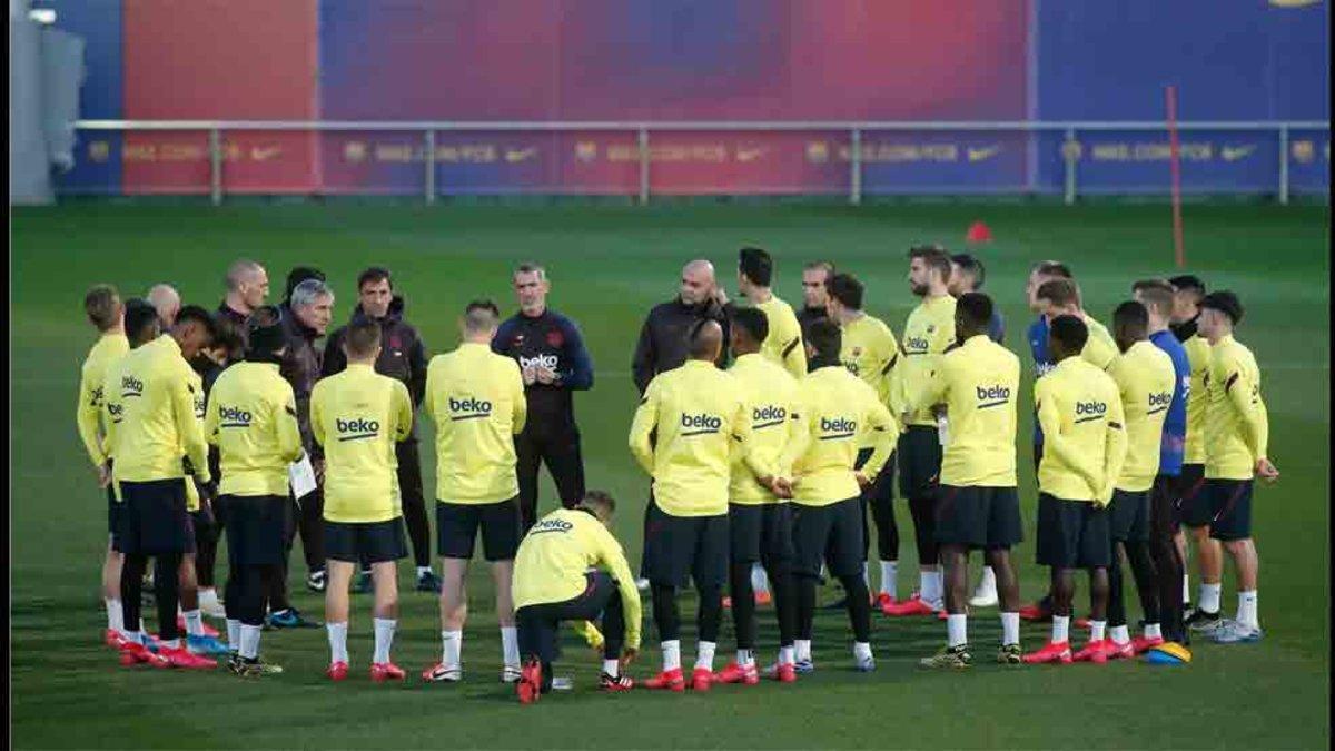 El Barcelona prepara el duelo ante el Levante sin Arturo Vidal