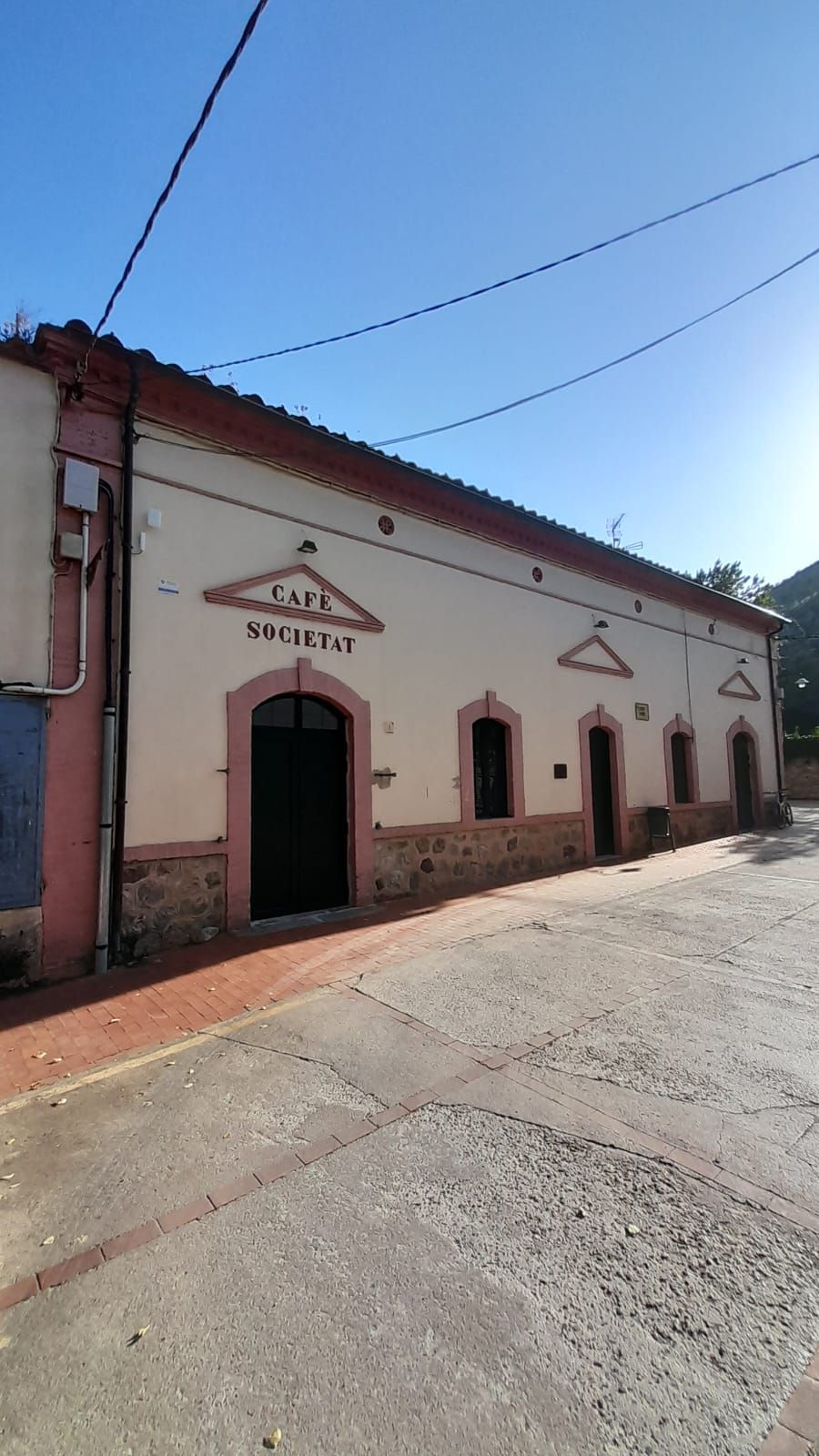 Societat la Caritat de Boadella, edificada pels socis entre els anys 1914 i 1917